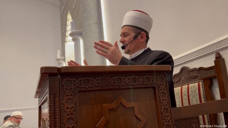 "لننشئ إماماً صُنع في بافاريا" – هل تنجح التجربة؟